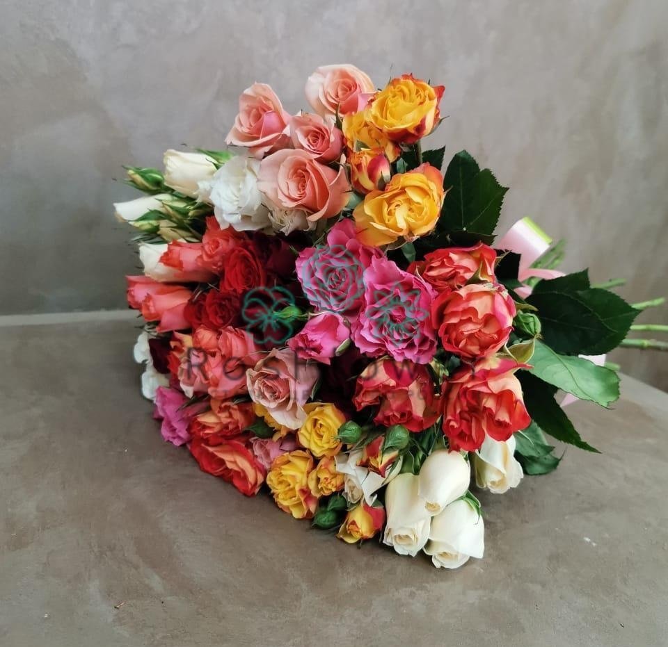 Букет цветов из: Розы в Северск