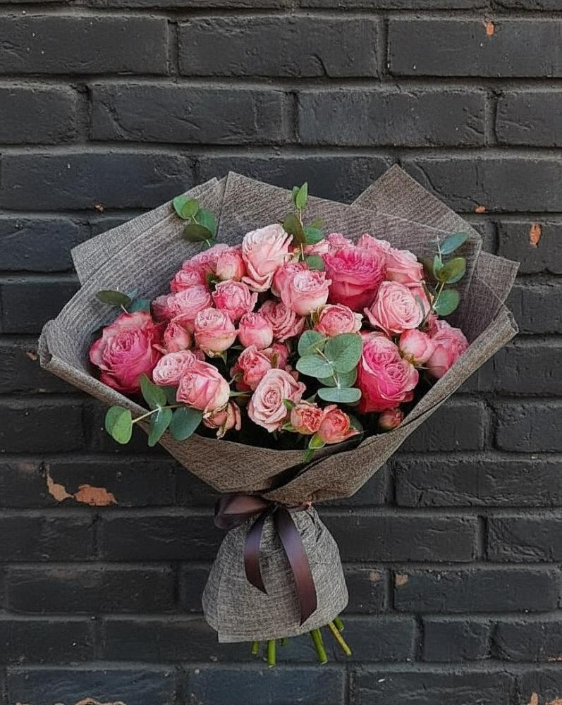 Букет цветов из: Розы в Северск