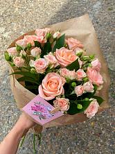 Букет цветов из:  Розы в Северск