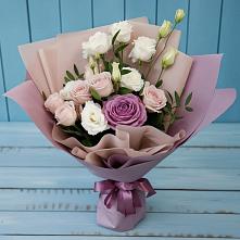 Букет цветов из:  Розы и Лизиантусы в Северск