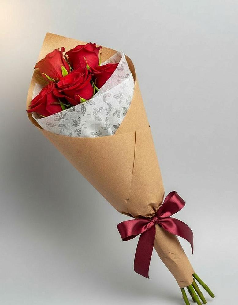 Букет цветов из: Розы в Северск