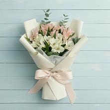 Букет цветов из:  Альстромерии в Северск