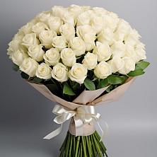 Букет 101 беля роза Белоснежка в Северск
