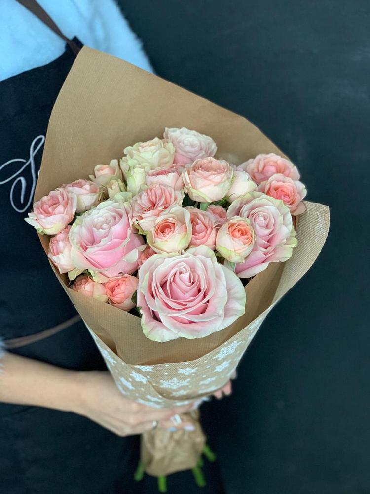 Букет цветов из: Хризантемы и Розы в Северск