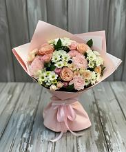 Букет цветов из:  Гвоздики, Розы и Хризантемы в Северск