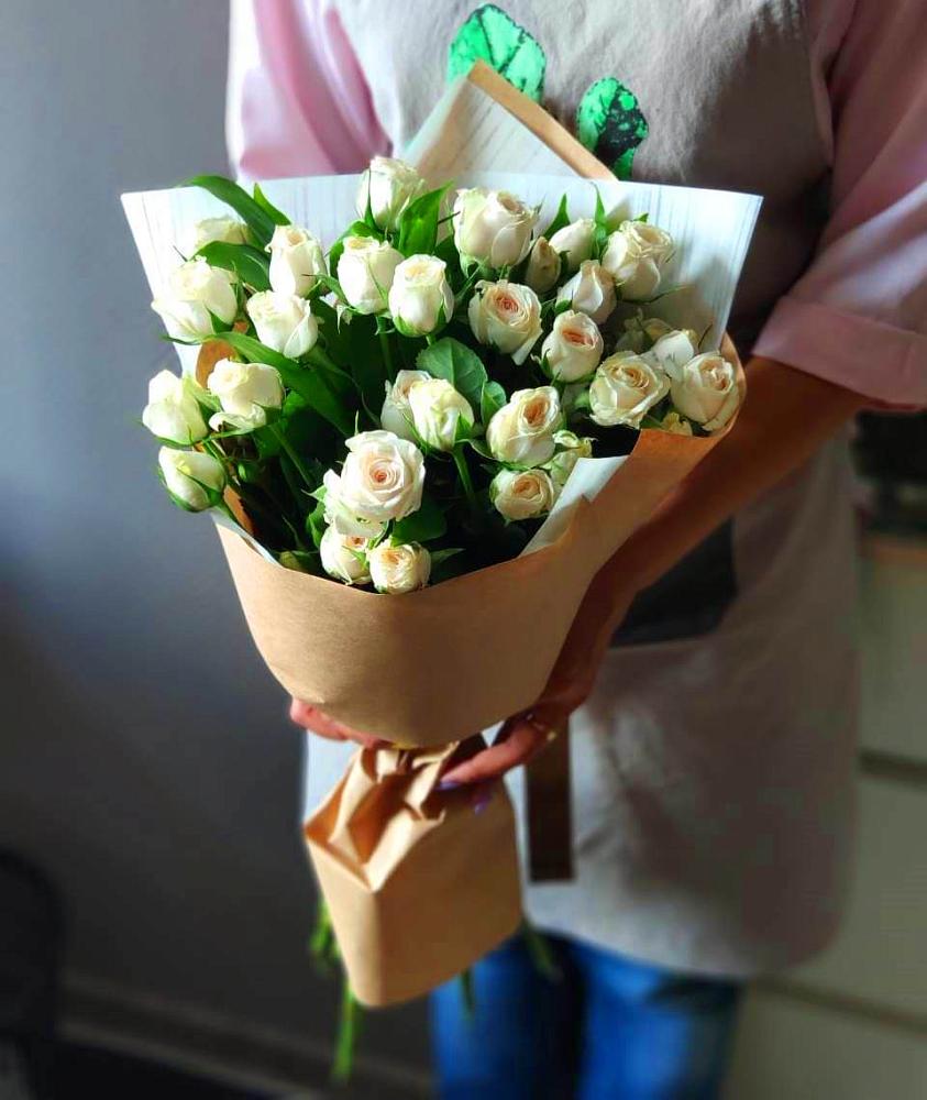 Букет цветов из: Розы в Северск