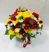 Цветочная композиция из Хризантемы и Розы в корзине в Северск