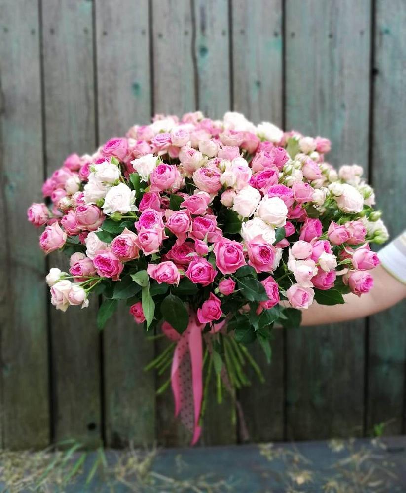 Букет Розовые кустовые розы Натали и Лав Лидия в Северск