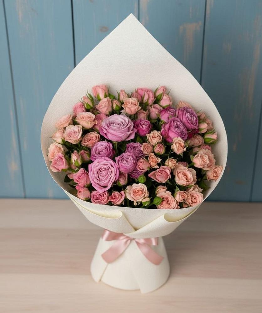 Букет цветов из: Розы в Северск