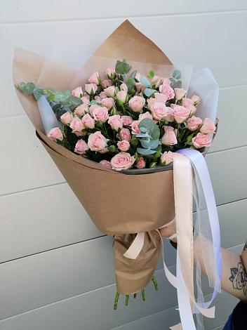 Букет цветов из: Розы в Северск