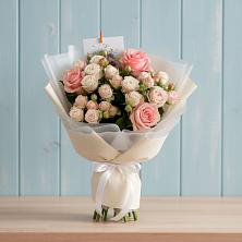 Букет цветов из:  Розы в Северск