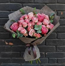 Букет цветов из:  Розы в Северск
