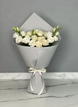 Букет цветов из:  Розы и Лизиантусы в Северск